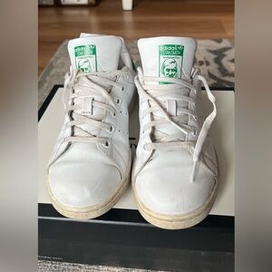 Adidas Stan Smith Classic White Sneakers size 5